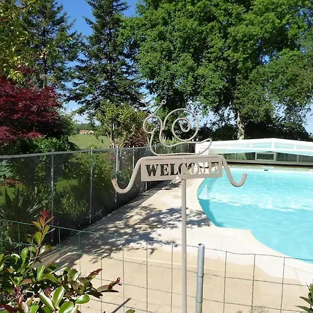 Ferienhaus Private Gite With Heated Pool With Retractable Cover And Hot Tub