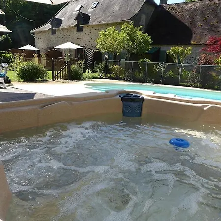 Private Gite With Heated Pool With Retractable Cover And Hot Tub * Val de Louyre et Caudeau