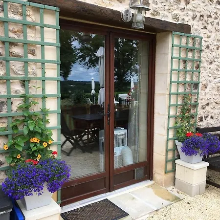 Private Gite With Heated Pool With Retractable Cover And Hot Tub *