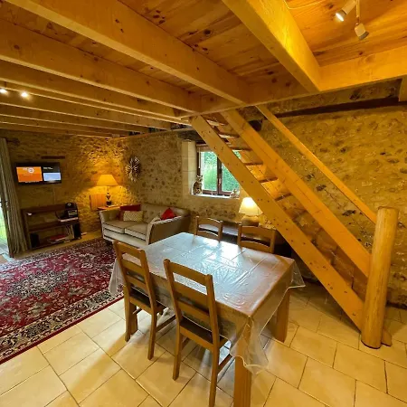 Ferienhaus Private Gite With Heated Pool With Retractable Cover And Hot Tub