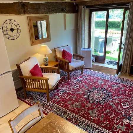 Ferienhaus Private Gite With Heated Pool With Retractable Cover And Hot Tub Val de Louyre et Caudeau